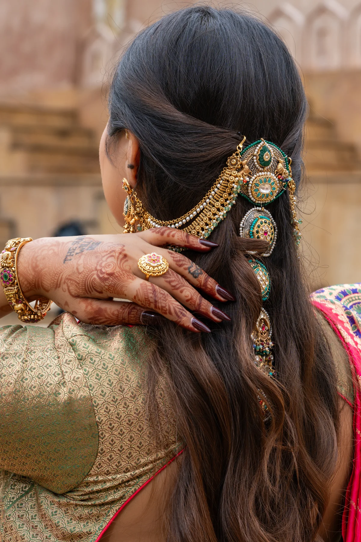 Deepkrishna Zaveri 22K Gold Jewellery